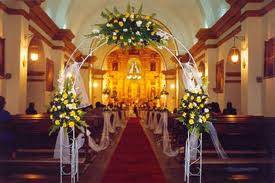 Arco floral para iglesia