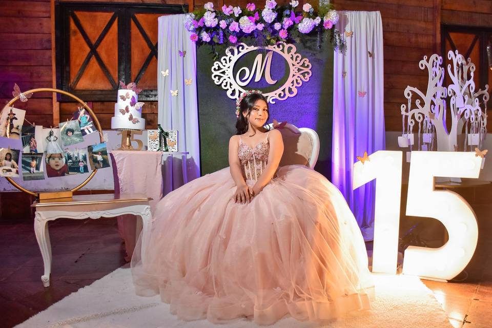 Mariana, mis 15