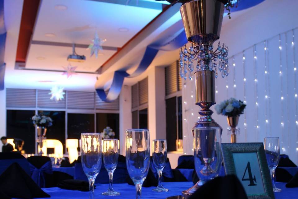 Boda deep blue