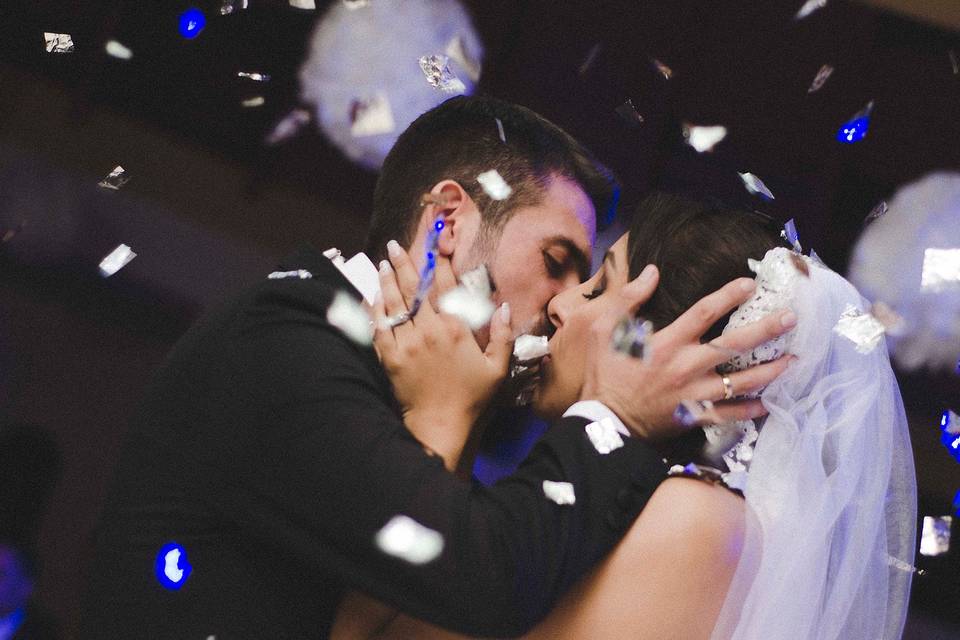 Cobertura de bodas con fotos y videos