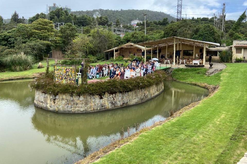 Lugar en el campo para celebraciones