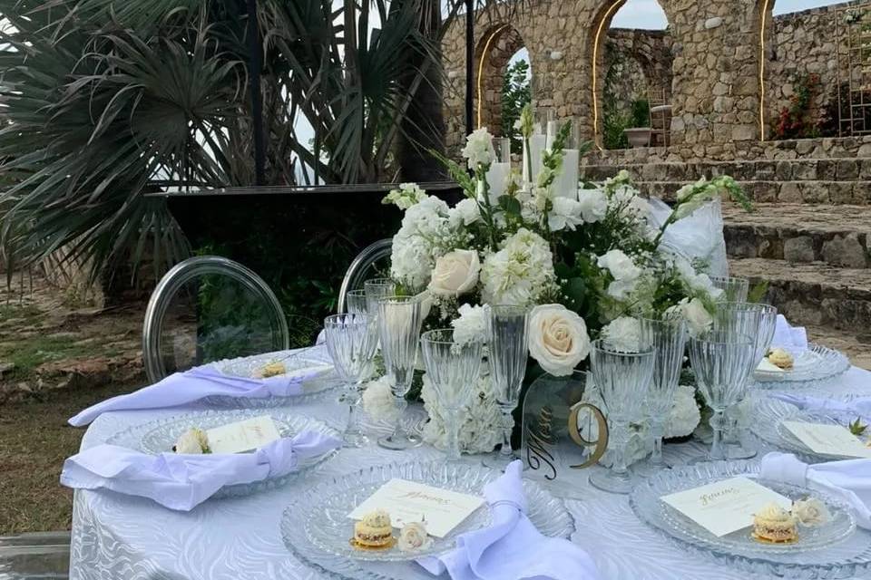 Arreglos florales para decorar eventos nupciales