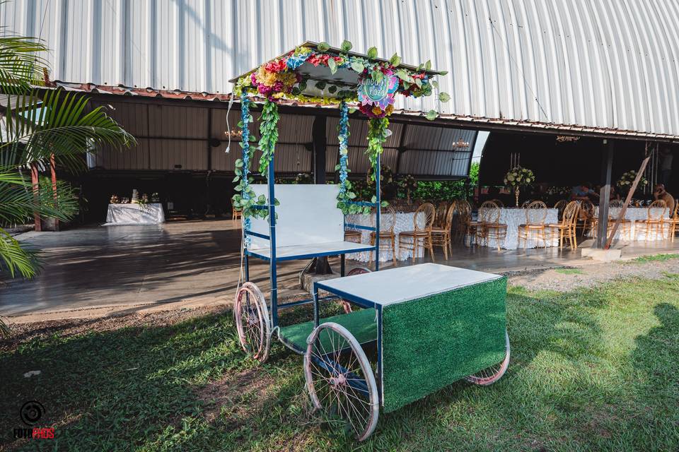 Espacio con zonas al aire libre para festejos