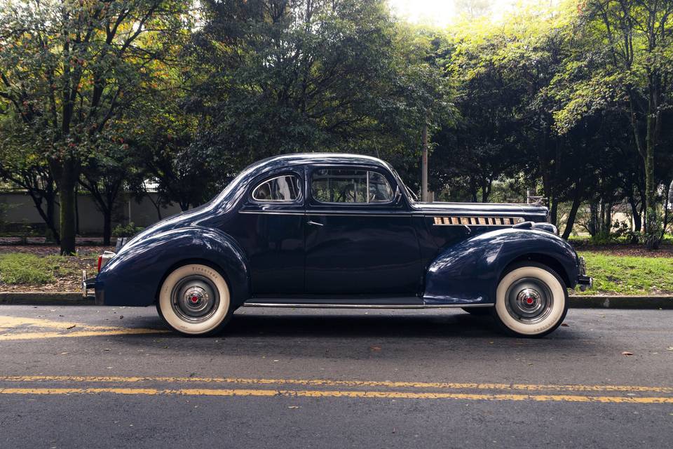 Packard 110 Coupe 1940