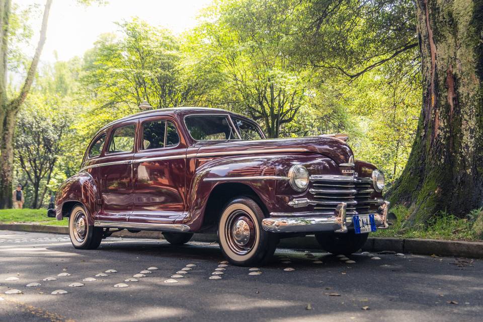 Plymouth Special Deluxe 1948