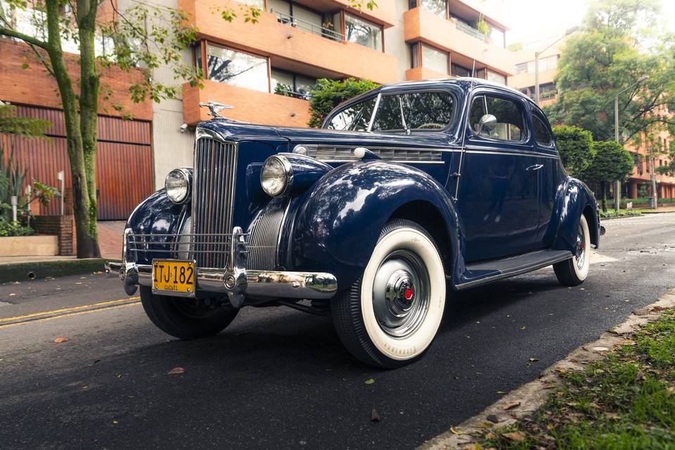 Packard 110 Coupe 1940