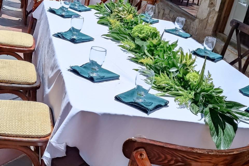 Boda mesa en jardin