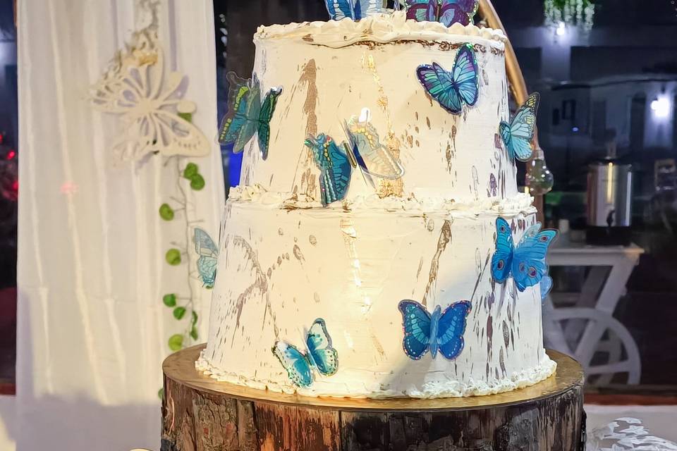 Torta decorada mariposas