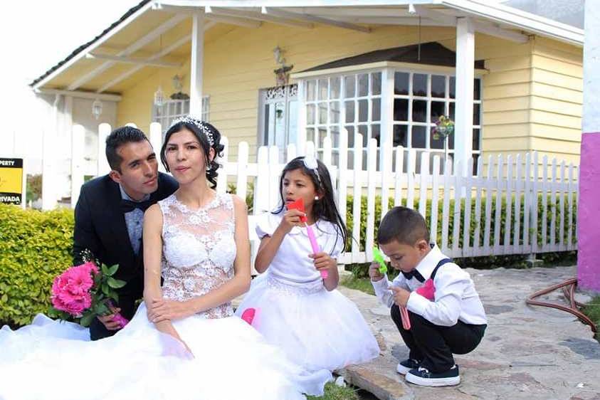 Familia
