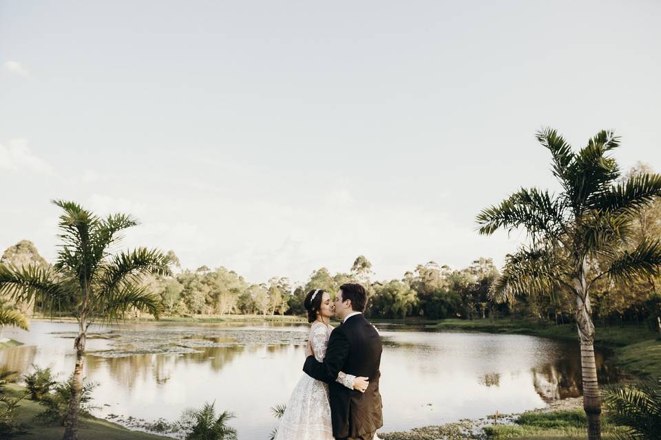 Beso en el lago