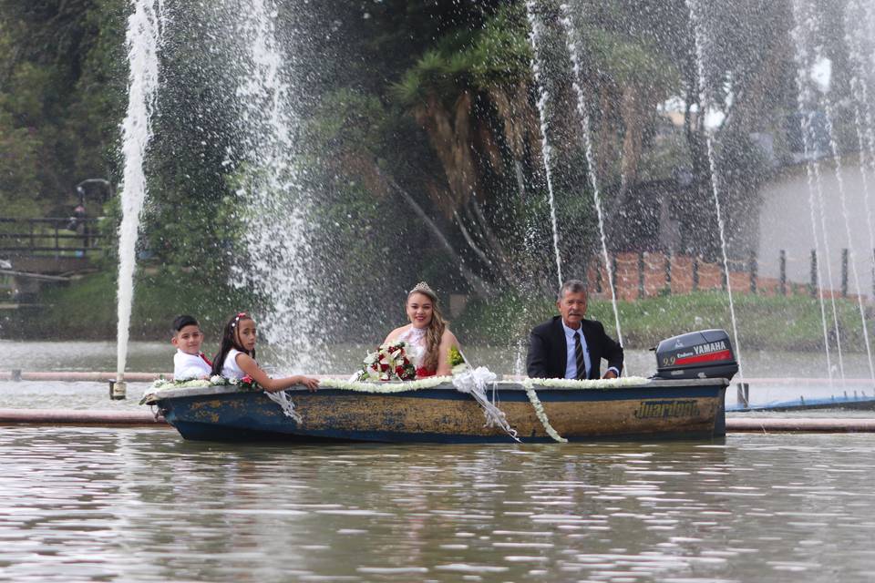 Lago parque de los novios