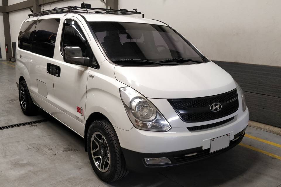 Minivan Hyundai Starex