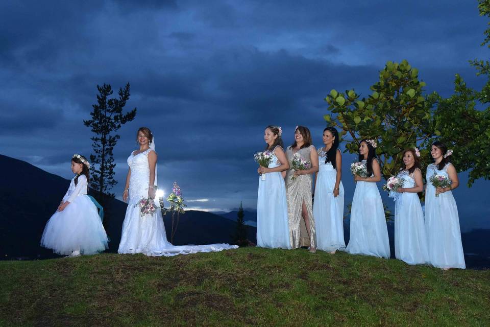 La novia y sus damas de honor