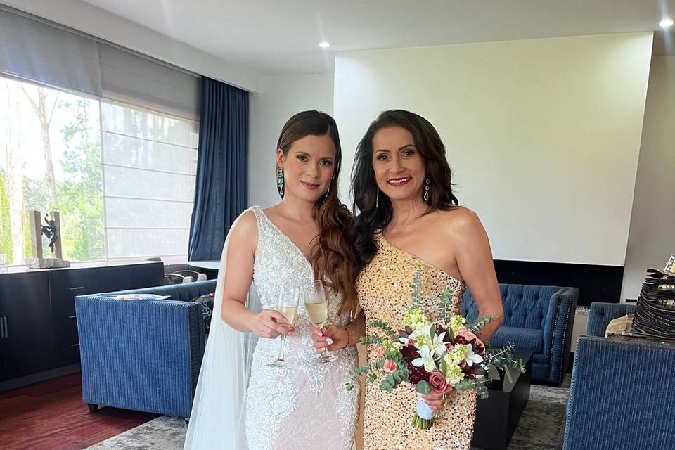 Novia y su mamá