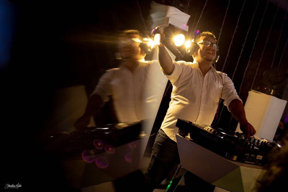 DJ Camilo Reyes