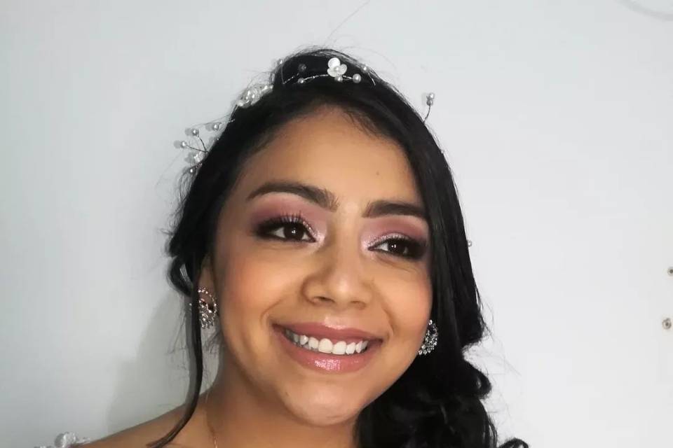 Yoli Morales Maquillaje