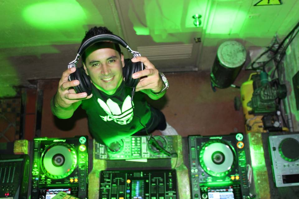 DJ en Los Capachos