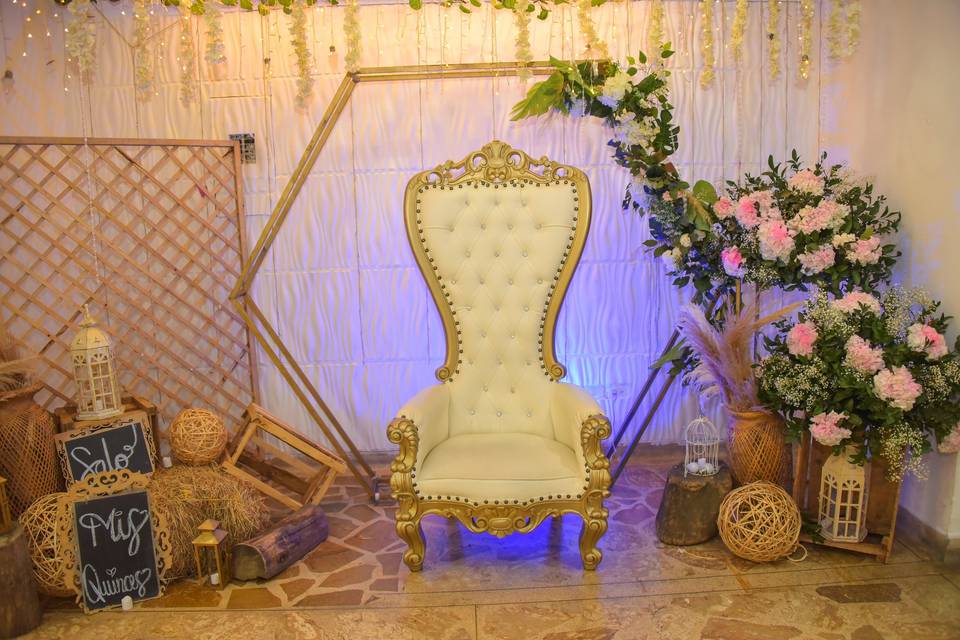 Trono