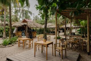 La Ola Beach Bar