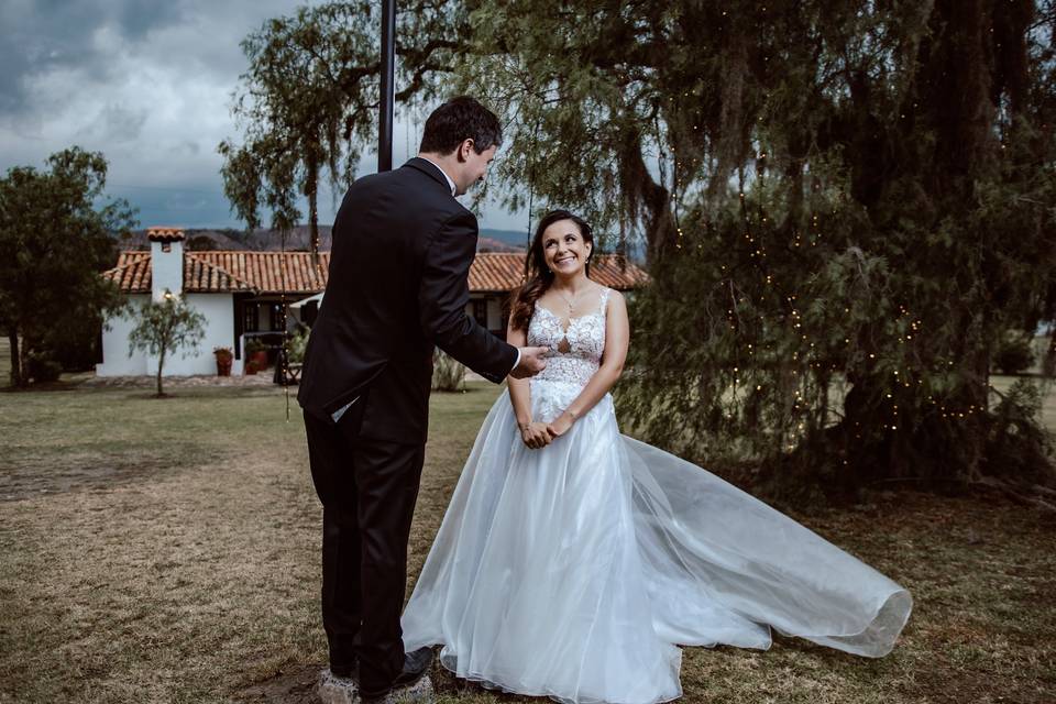 Toma de fotos de momentos significativos en la boda