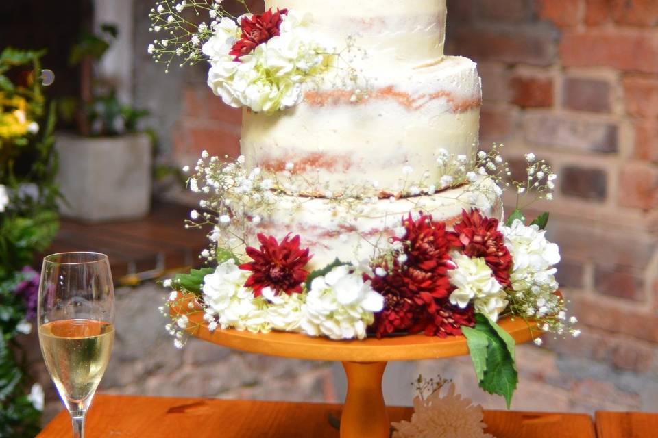 Torta flores rojas