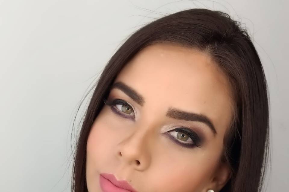 Monique Makeup