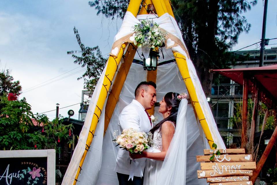 Novios en tienda