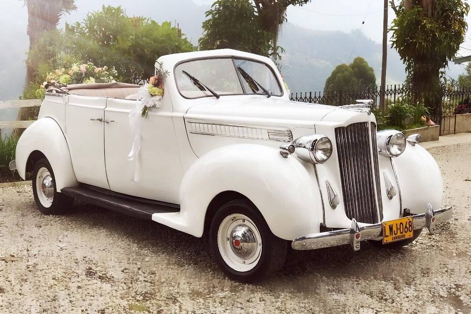 Convertible Packard 1939