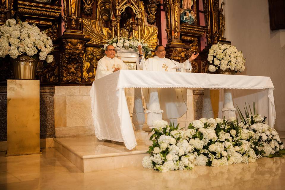 Decoracion altar santo toribio