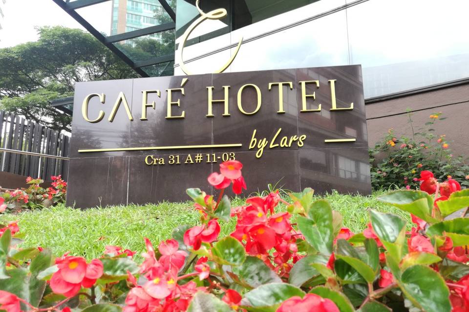 Café Hotel by Lars