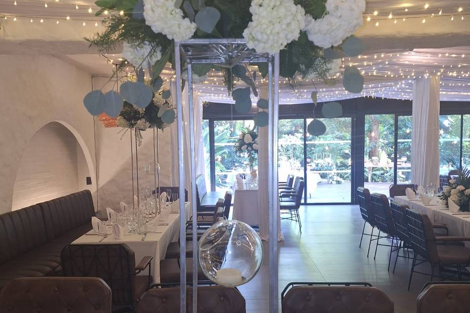 Salón decorado para boda