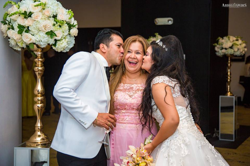 Lenis Elles Bodas y Eventos