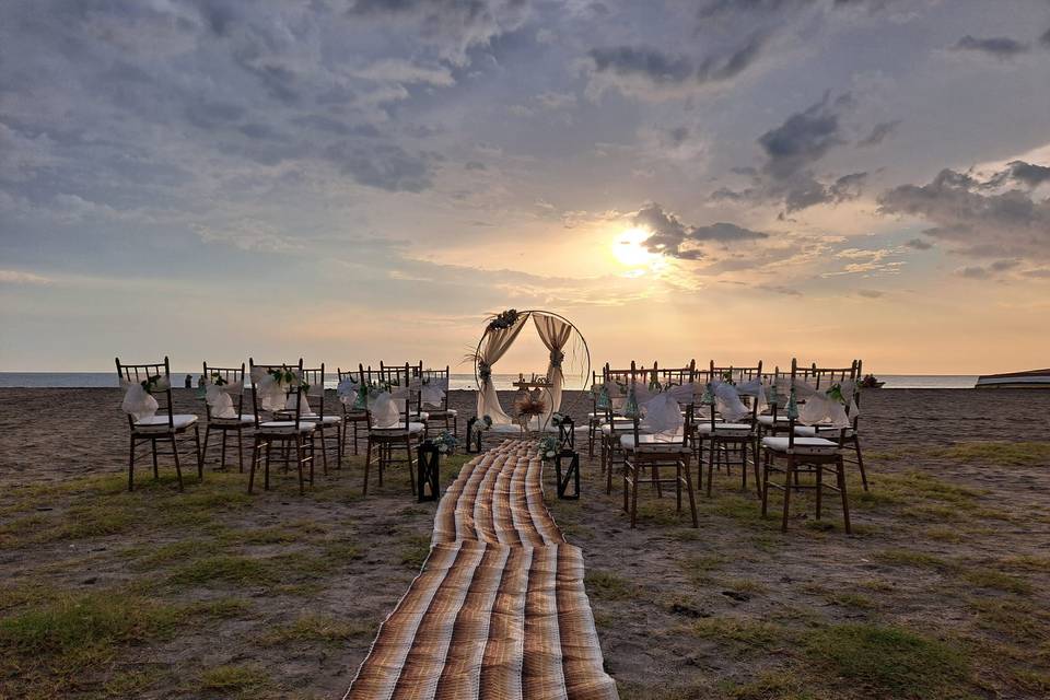 Ceremonia nupcial en la playa