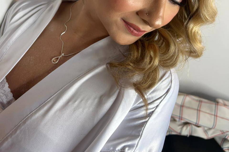 Alejandra Hernández Maquillaje Profesional