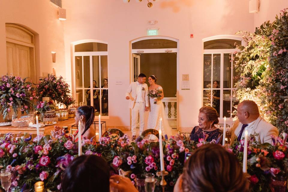 Entrada de recién casados