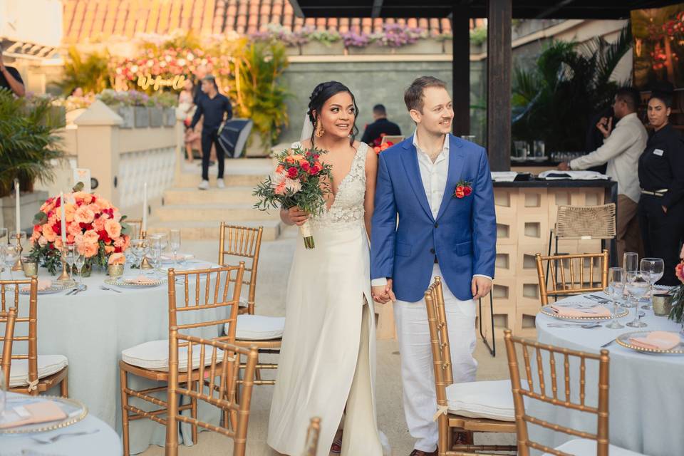 Novios en su recepción