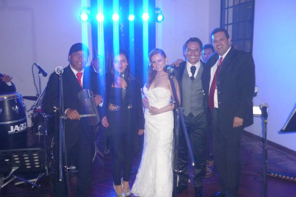 Con los novios