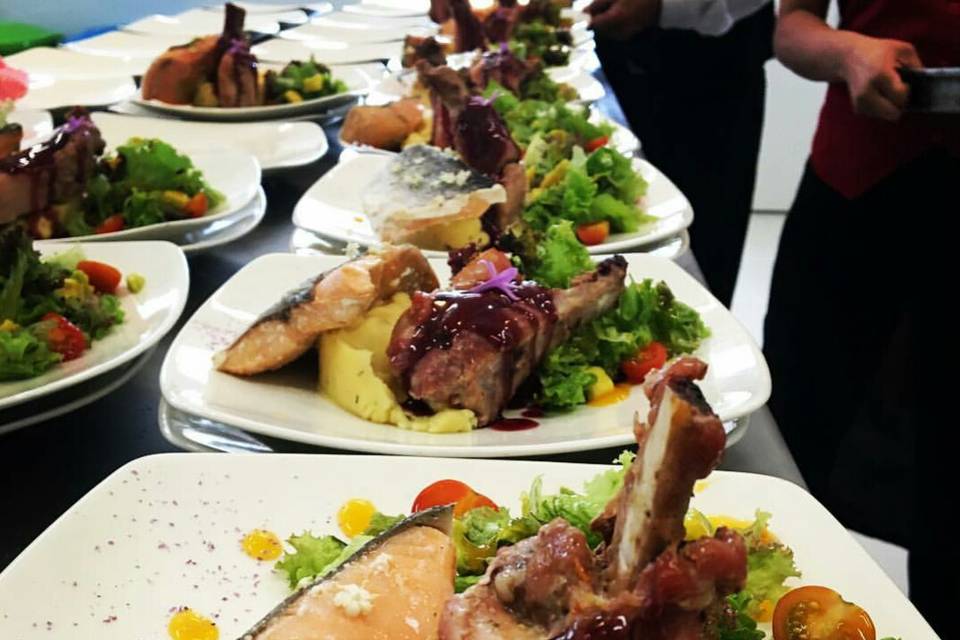 Camilo Cabrera Catering Service