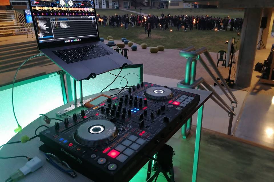 DJ luces y sonido Bogotá
