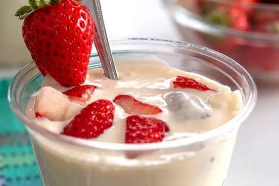 Fantojitos (Fresas con crema)