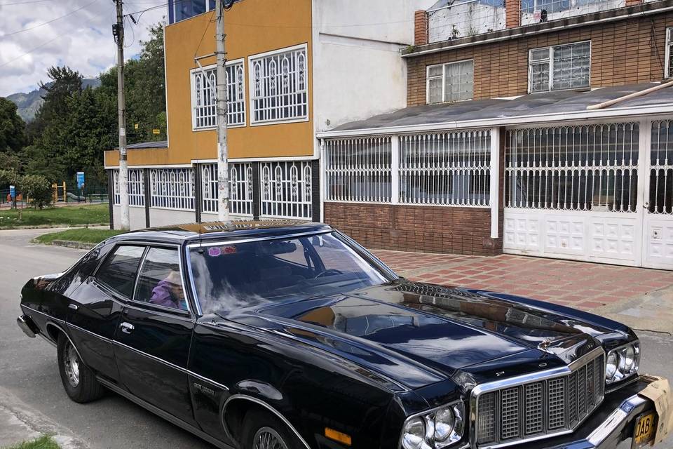 Ford Gran Torino